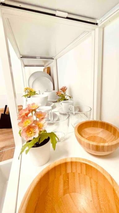 Moderny Apartman S Parkovanim Братислава Экстерьер фото